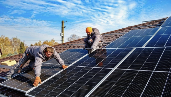 The Future of Energy: Exploring the Benefits and Drawbacks of Solar Panels